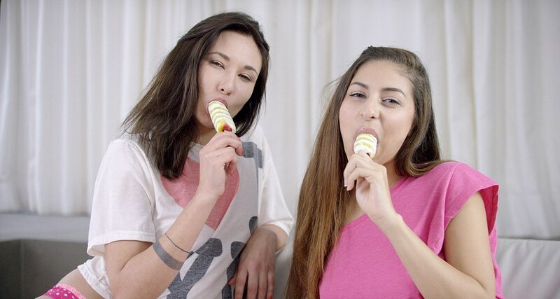 Елена, 43 года, 0 размер груди